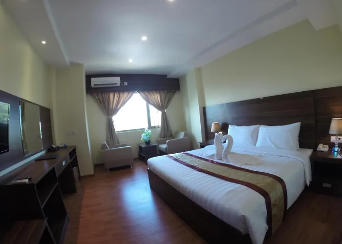 โรงแรมซิลเวอร์ กรีน
